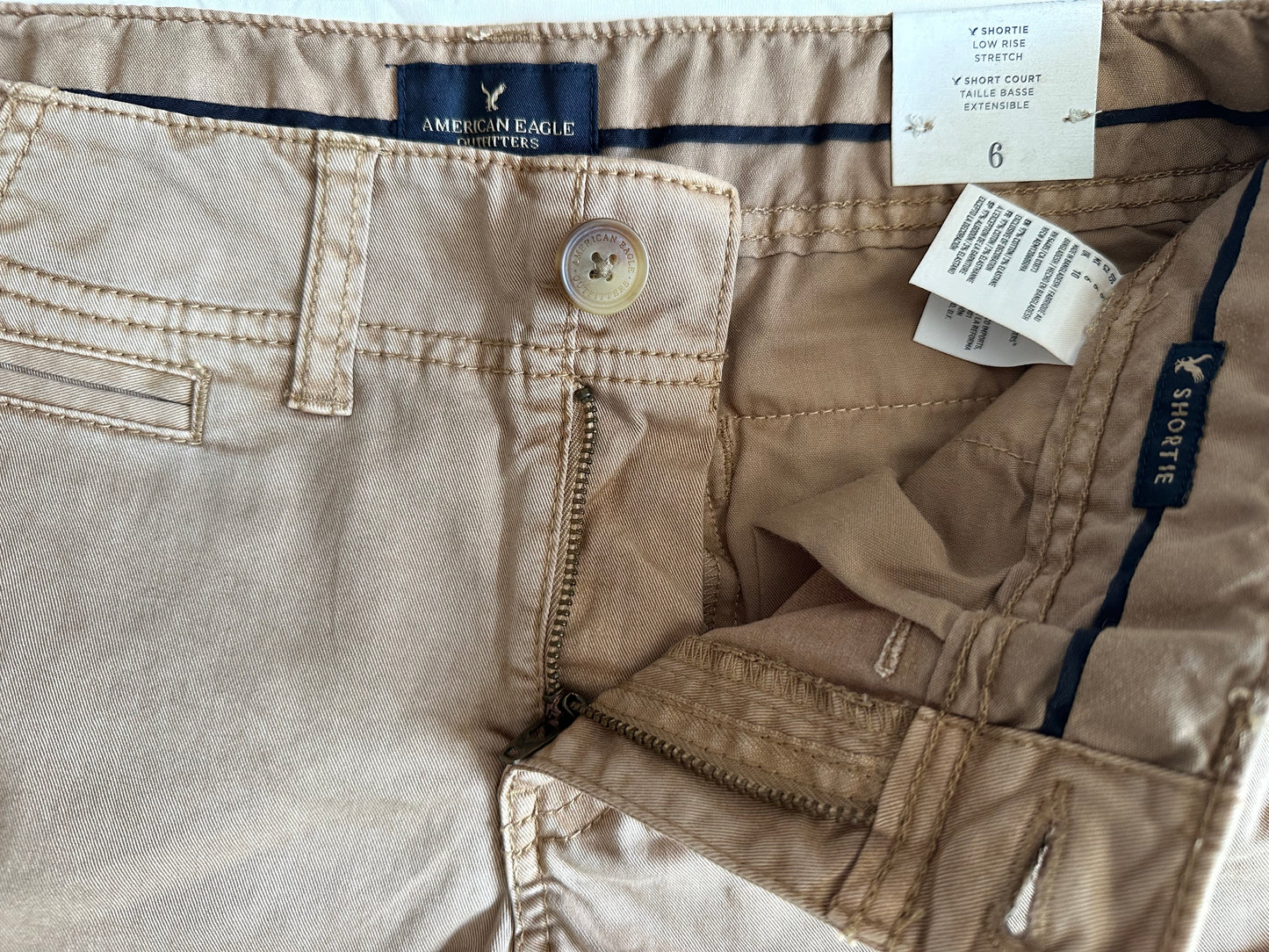 NWT Women’s Khaki Short Shorts