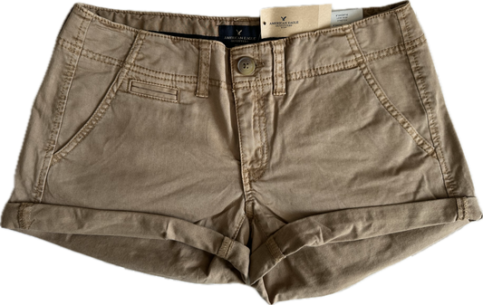 NWT Women’s Khaki Short Shorts