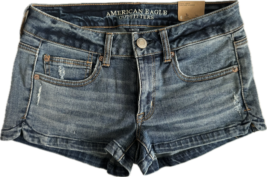 NWT Women’s Medium Wash Short Shorts